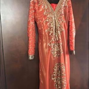 NEW Pakistani Outfit 3 piece SMALL Shalwar Kameez